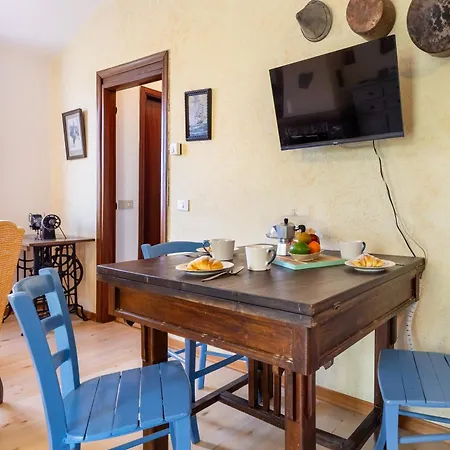 Hostdomus - Olive & Garden ガルレンダ