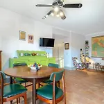 Hostdomus - Olive & Garden *