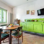 Hostdomus - Olive & Garden Garlenda