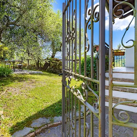 Appartamento Hostdomus - Olive & Garden